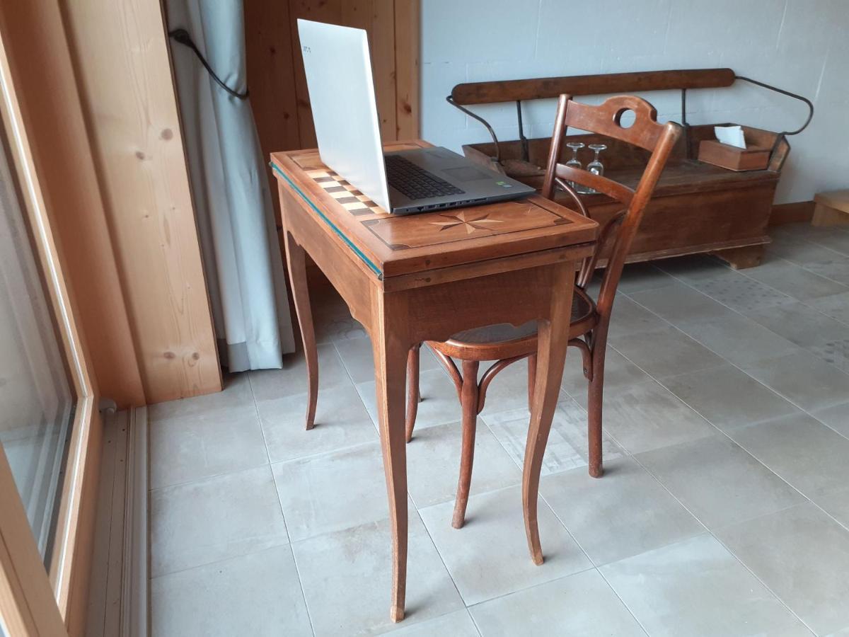 مبيت وإفطار Romont Les Abeilles المظهر الخارجي الصورة